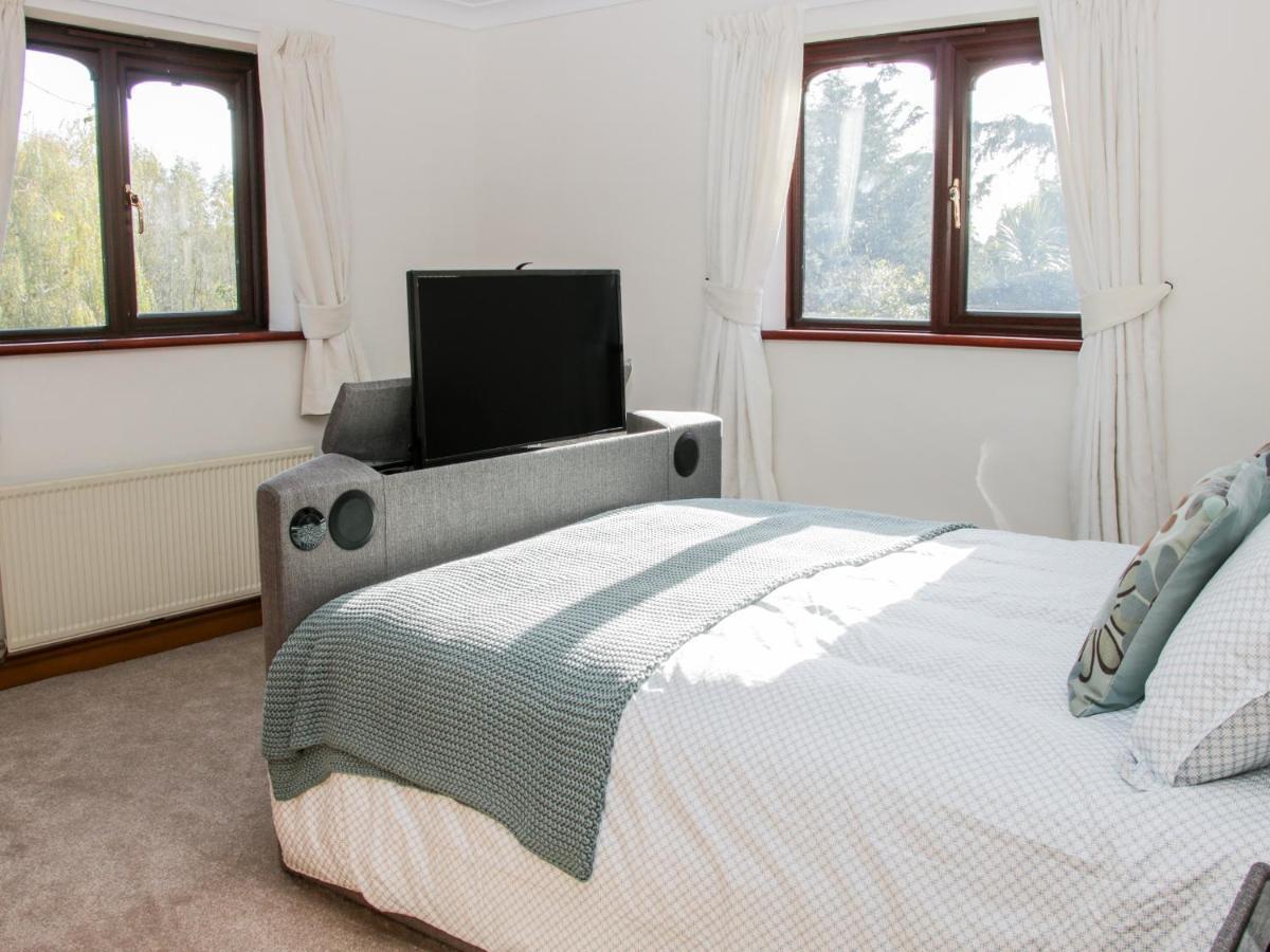 Court Farm Villa Kidderminster Kültér fotó